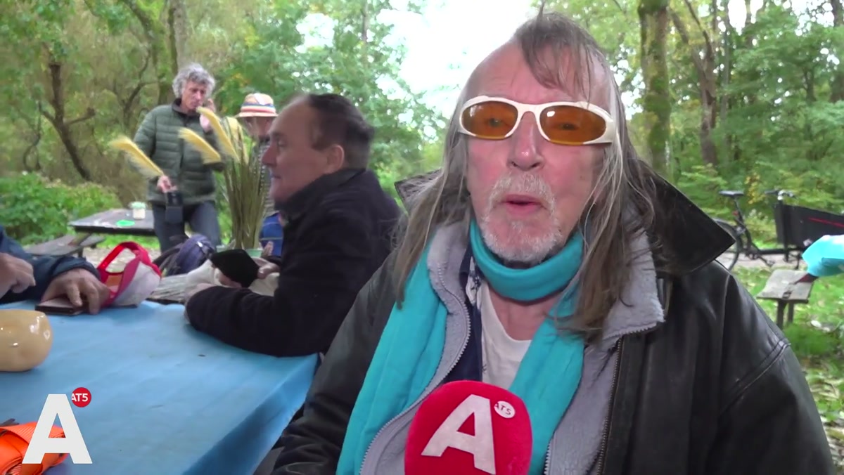 Still op 1:24 uit de AT5-reportage over Parknest